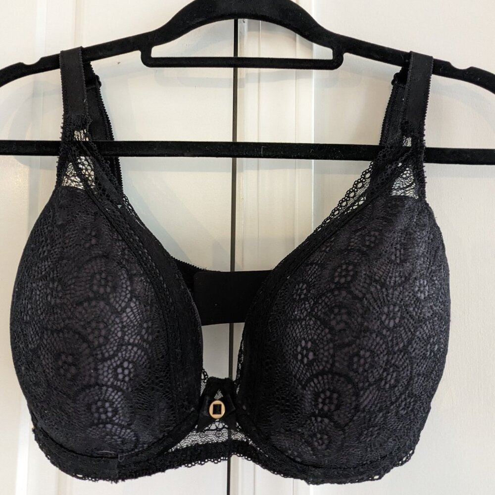 34G Chantelle Festivité Lace Plunge Bra Black